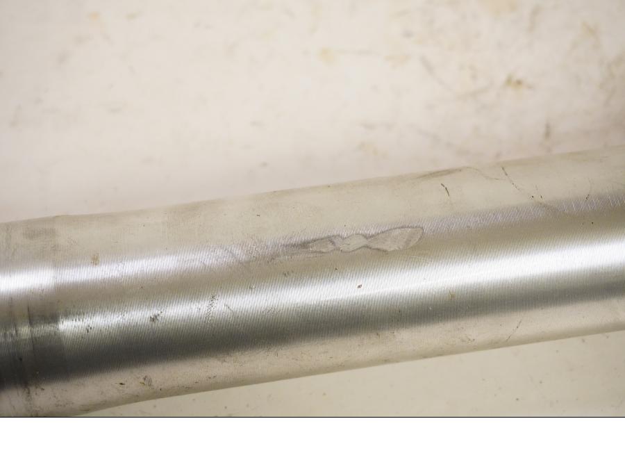 Snett uppifrån på Gaffelben från en Suzuki GSX-R 750 -1997 motorcykel.