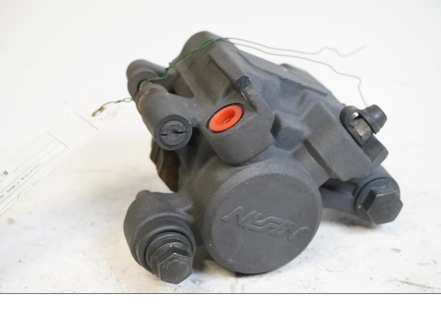 Framsidan på Bromsok från en Honda CBR 900 RR -1996 motorcykel.