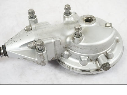 Vänster sida på Slutväxel från en Yamaha XVS 1100 -2000 motorcykel.