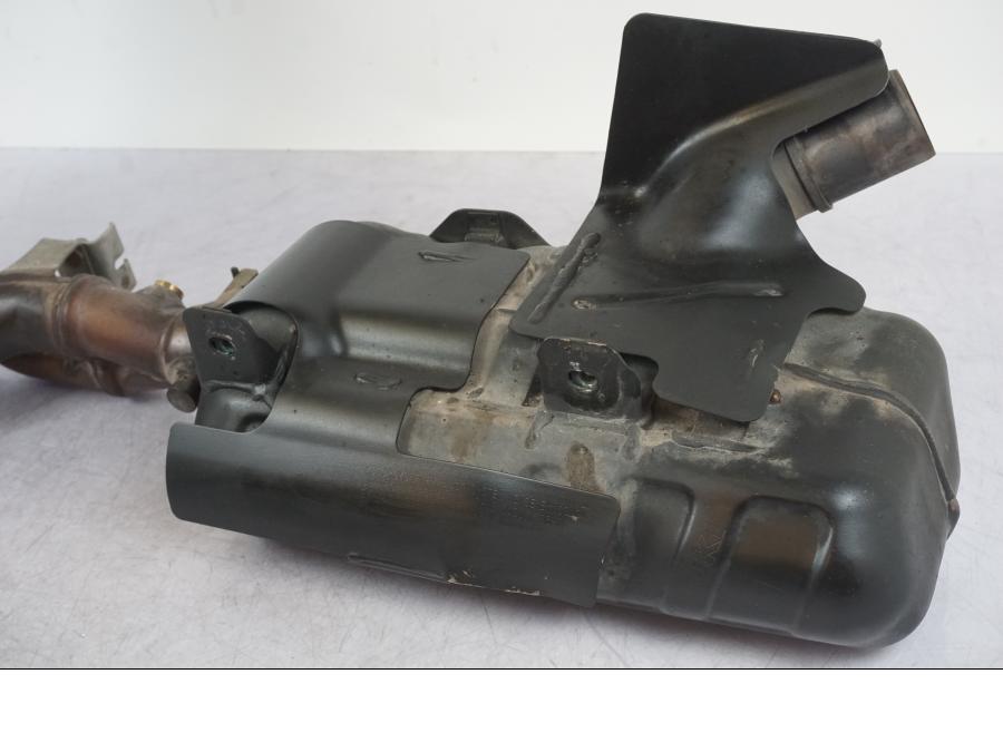 Baksidan på Grenrör från en Suzuki GSX-R 750 -2009 motorcykel.