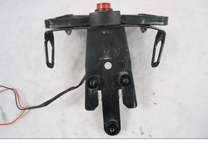 Höger sida på Skylthållare från en Kawasaki ER-6N -2012 motorcykel.