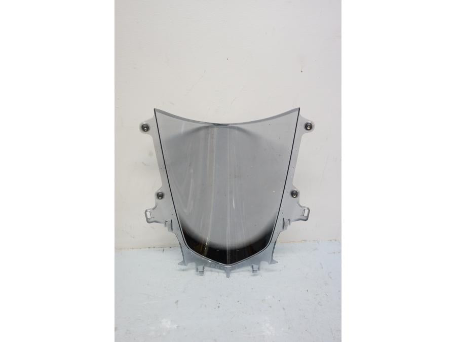 Baksidan på Vindruta från en Yamaha YZF 1000 R1 -2017 motorcykel.