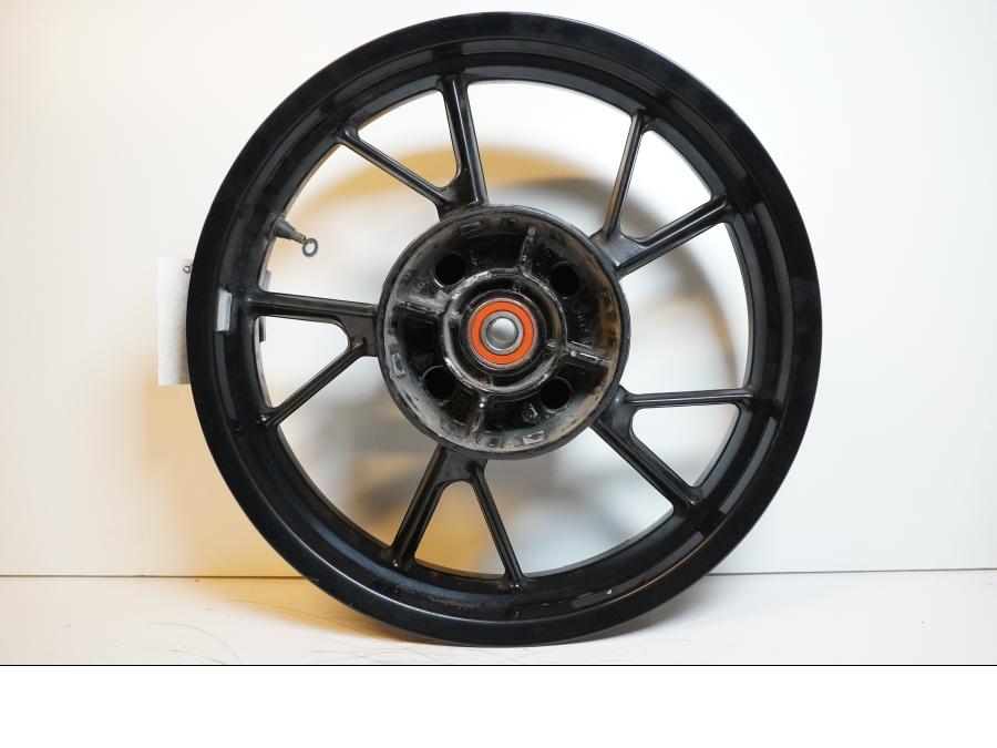 Extrabild2 på Fälg från en BMW F 700 GS -2014 motorcykel.