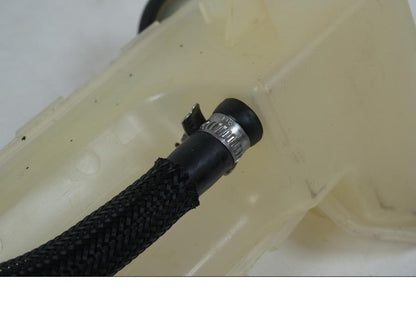 Extrabild1 på Vattenexpansionskärl från en BMW F 650 CS -2002 motorcykel.