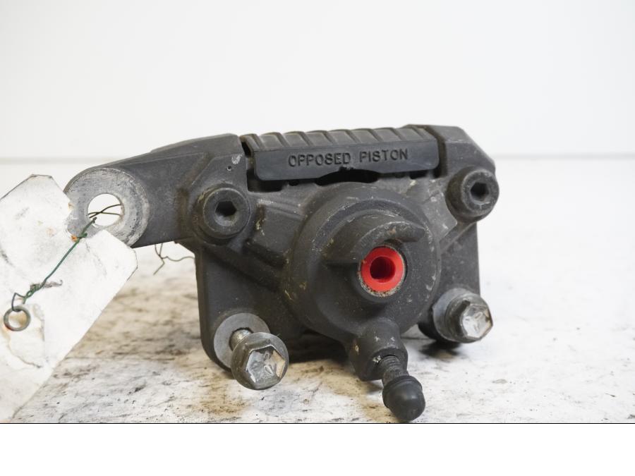 Framsidan på Bromsok från en Suzuki TL 1000 R -1999 motorcykel.