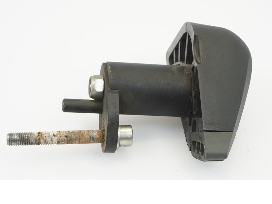 Vänster sida på Kraschpuckar från en Kawasaki Z 1000 -2014 motorcykel.