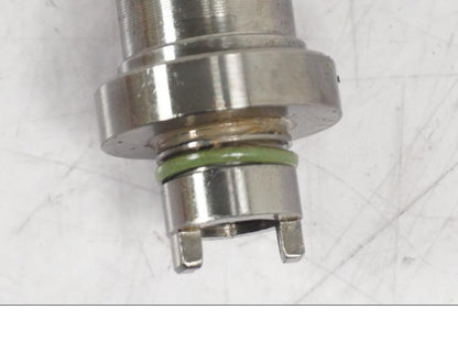 Snett nerifrån på Balansaxel från en BMW R NineT -2017 motorcykel.