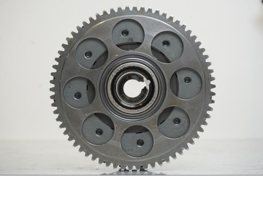 Extrabild5 på Startkopplingsdrev från en KTM 1190 Adventure -2015 motorcykel.