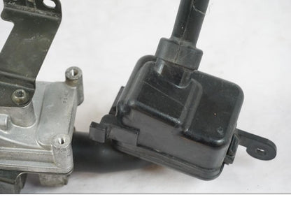 Extrabild3 på Second Air från en Yamaha XVS 1100 -2000 motorcykel.