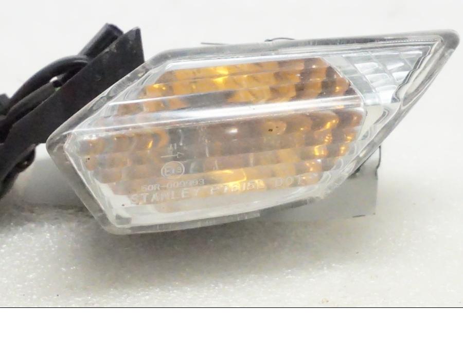 Framsidan på Blinkers från en Kawasaki ZX-10R -2008 motorcykel.