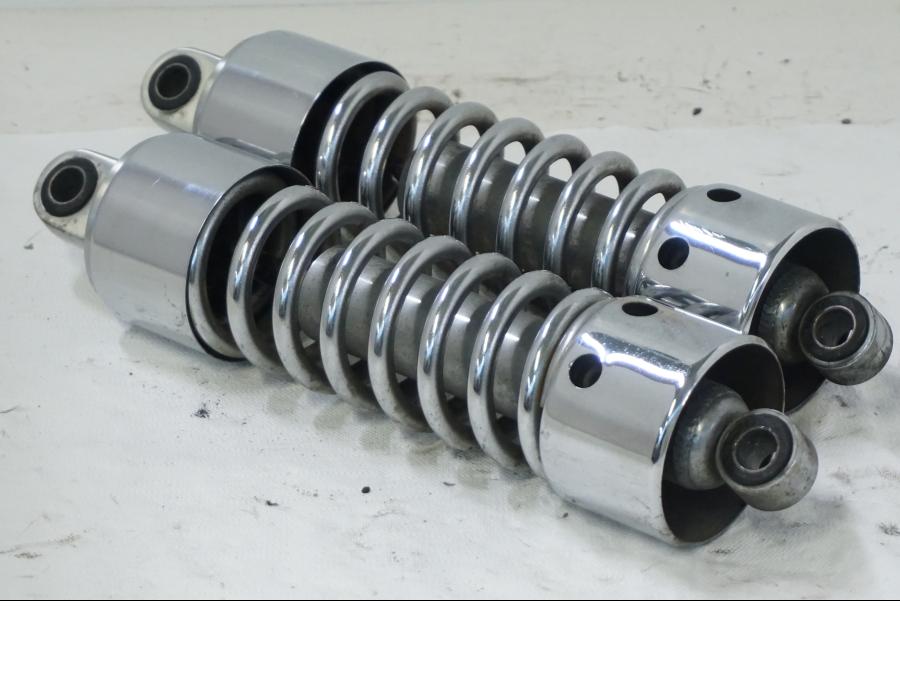 Framsidan på Stötdämpare från en Kawasaki VN 1500 -1996 motorcykel.