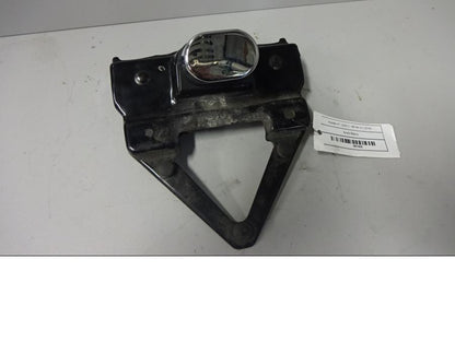 Framsidan på Skylthållare från en Honda VT 1100 C -1995 motorcykel.