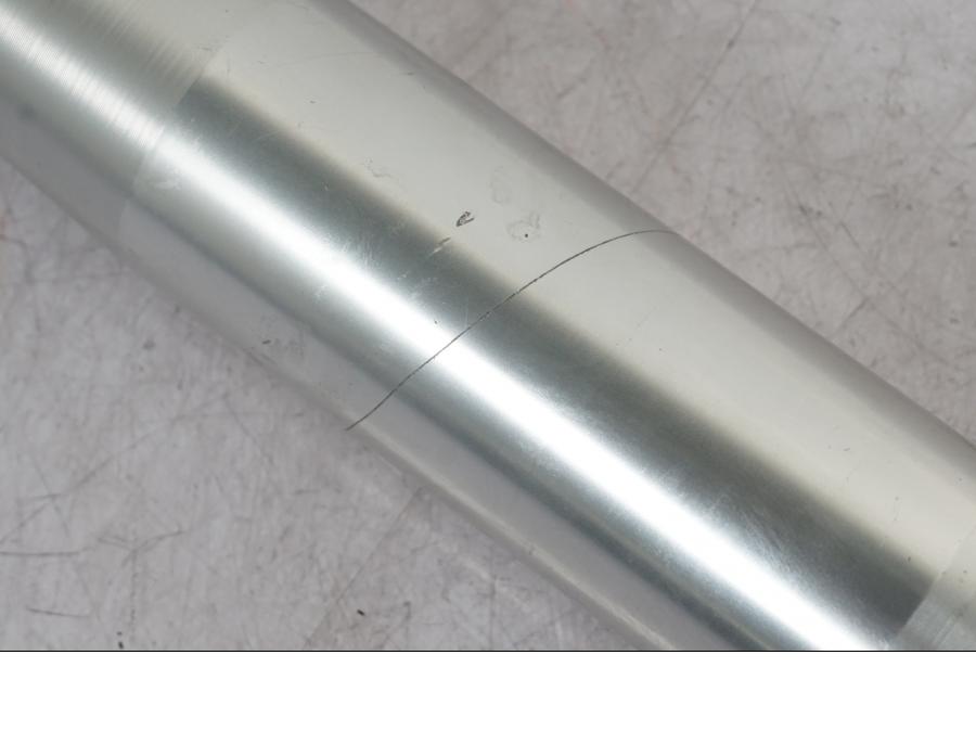 Extrabild4 på Gaffelben från en Suzuki GSX 1300 RX -1999 motorcykel.