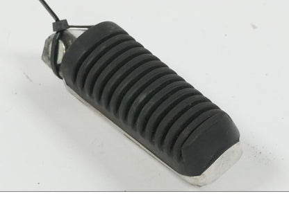 Vänster sida på Fotpinne från en Yamaha XJ 6 -2011 motorcykel.