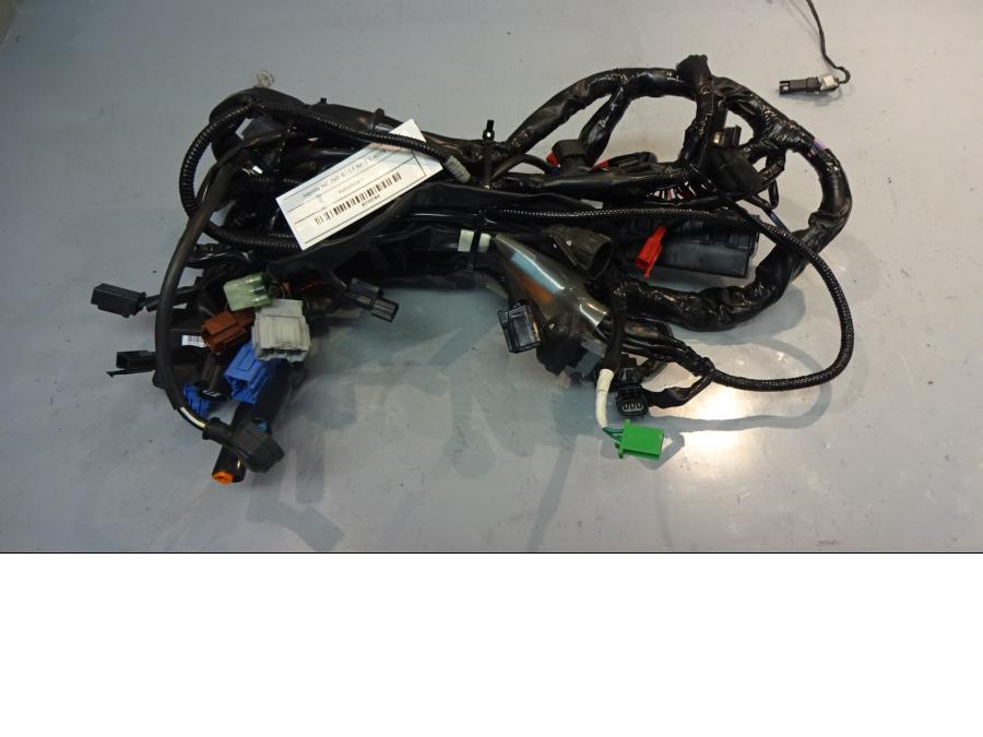 Framsidan på Kabelstam från en Honda NC 750 S -2017 motorcykel.