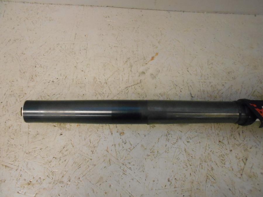 Baksidan på Gaffelben från en KTM 690 SMCR -2013 motorcykel.