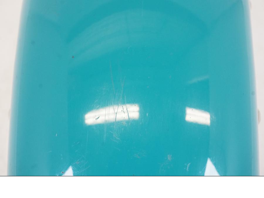 Snett uppifrån på Framskärm från en Kawasaki VN 800 -2000 motorcykel.