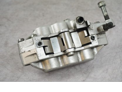 Snett uppifrån på Bromsok från en Kawasaki VN 1500 Mean Streak -2002 motorcykel.