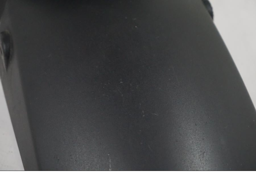 Vänster sida på Framskärm från en BMW F 650 CS -2002 motorcykel.