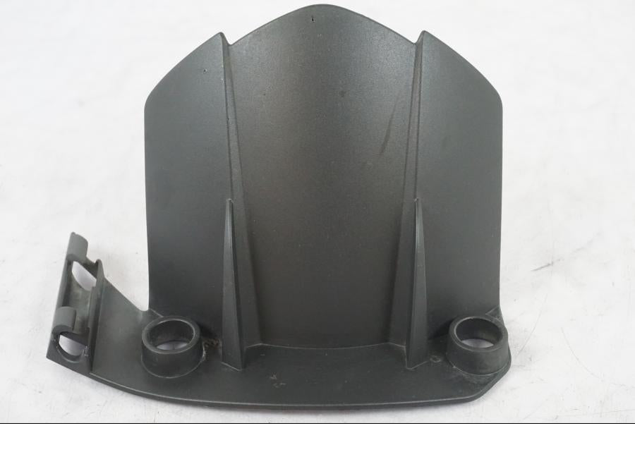 Framsidan på Svingskärm från en KTM 690 Duke -2015 motorcykel.