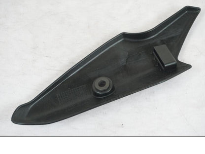 Höger sida på Värmeskydd från en Kawasaki Z 900 -2019 motorcykel.