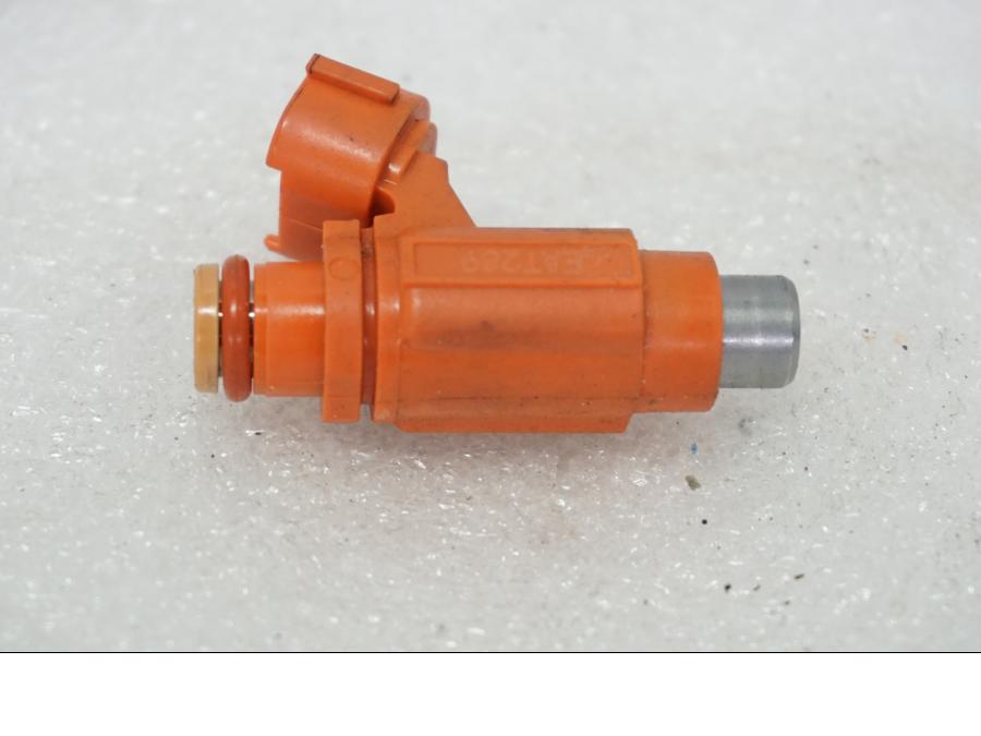 Baksidan på Spridare från en Kawasaki Z 1000 -2011 motorcykel.