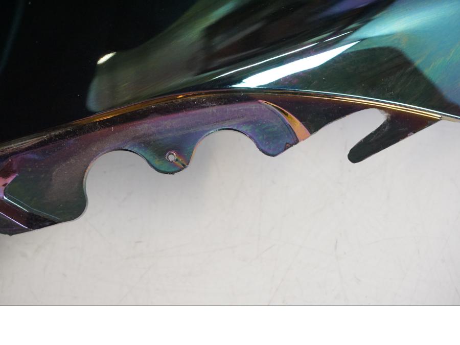 Baksidan på Vindruta från en Yamaha YZF 1000 R1 -2007 motorcykel.