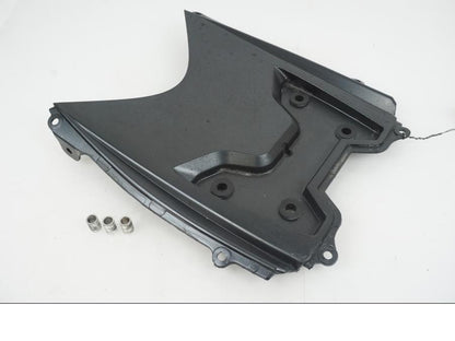 Baksidan på Undertail från en Suzuki GSX-R 750 -2009 motorcykel.