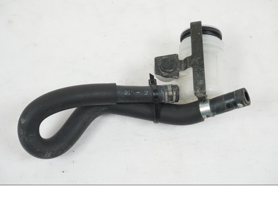 Baksidan på Bromsvätskebehållare från en Yamaha MT-07 -2019 motorcykel.