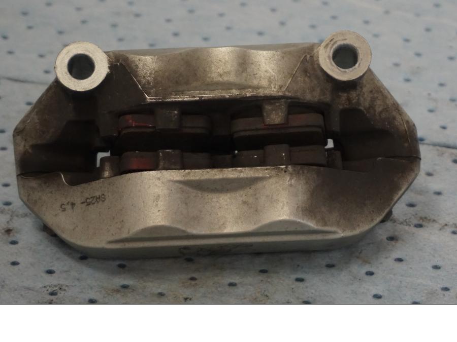 Höger sida på Bromsok från en KTM 690 Duke -2008 motorcykel.