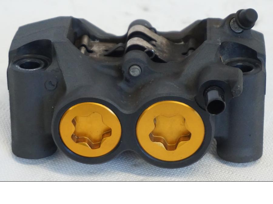 Framsidan på Bromsok från en Yamaha YZF R6 -2006 motorcykel.