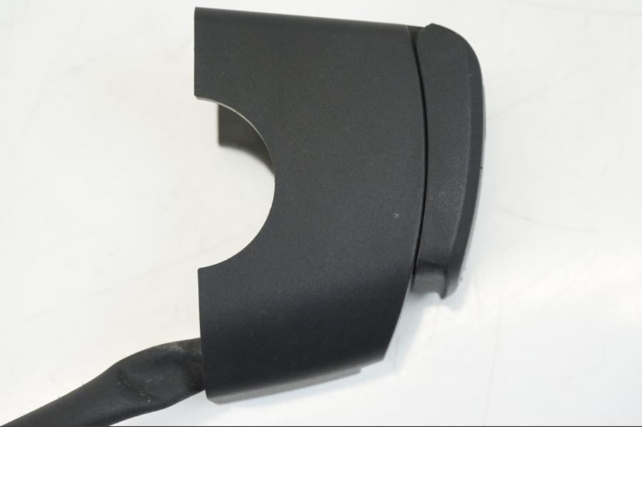 Extrabild3 på SOS knapp från en BMW R 1250 GS -2019 motorcykel.