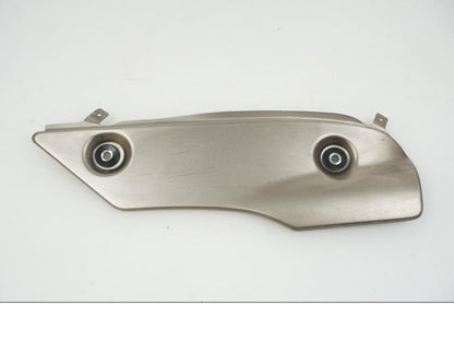 Framsidan på Värmeskydd från en Yamaha YZF 1000 R1 -2020 motorcykel.