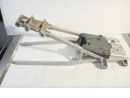 Höger sida på Bakram från en KTM 690 SM -2008 motorcykel.