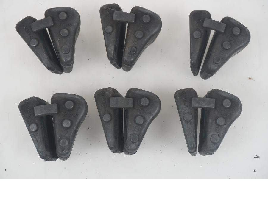 Framsidan på Ryckutjämnare från en Yamaha YZF 1000 R1 -1999 motorcykel.