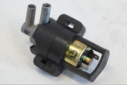 Framsidan på Luftburksventil från en Kawasaki VN 1500 Mean Streak -2002 motorcykel.