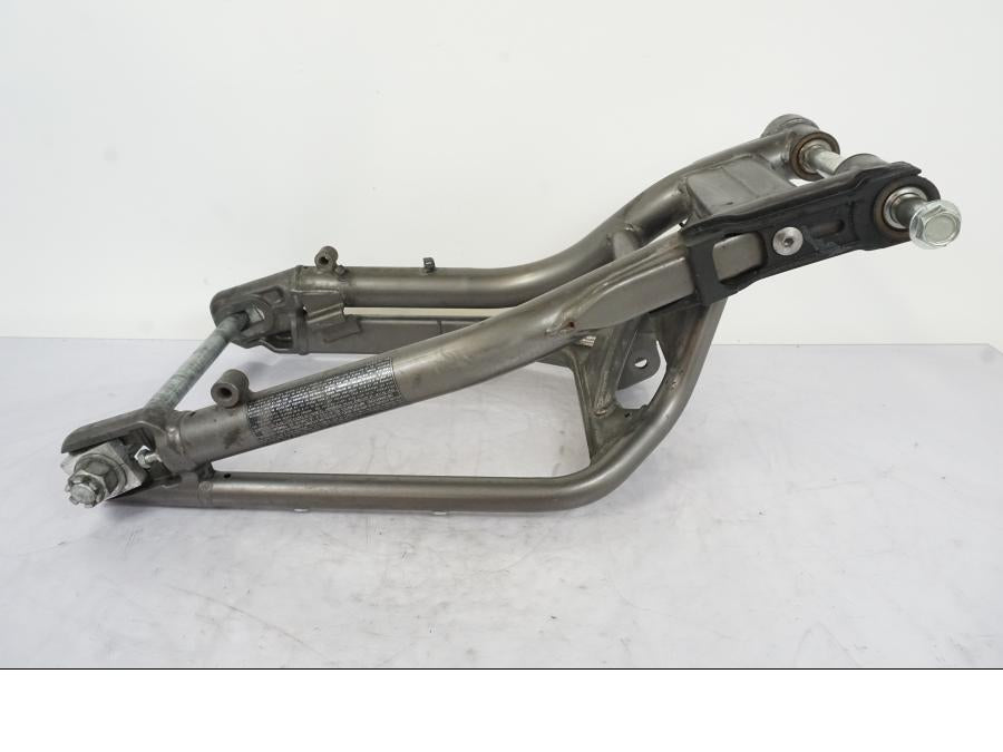 Vänster sida på Sving från en Kawasaki ER-6N -2012 motorcykel.