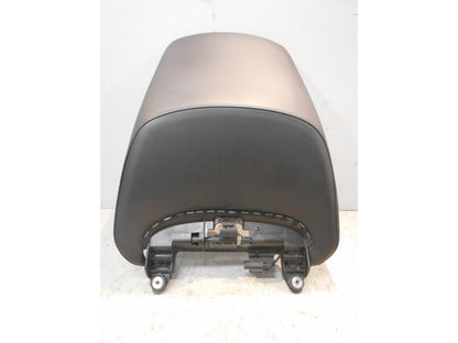 Höger sida på Sadel från en BMW K 1600 -2015 motorcykel.