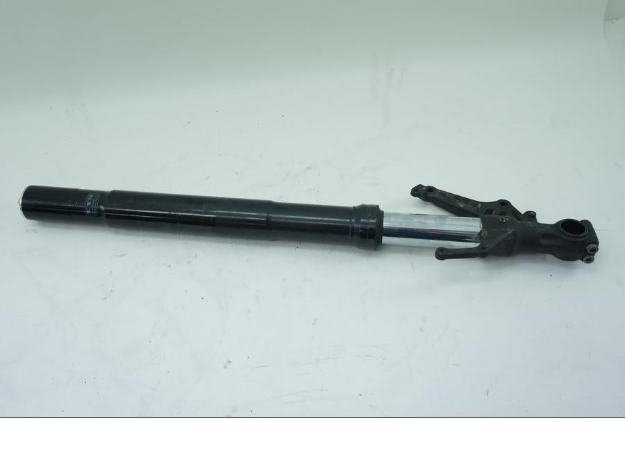 Baksidan på Gaffelben från en Yamaha YZF 1000 R1 -2002 motorcykel.