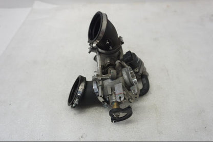 Baksidan på Spjällhus från en Ducati Monster 796 -2013 motorcykel.