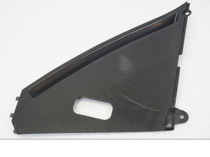 Framsidan på Sidkåpa från en Suzuki GSX 1300 R -2017 motorcykel.