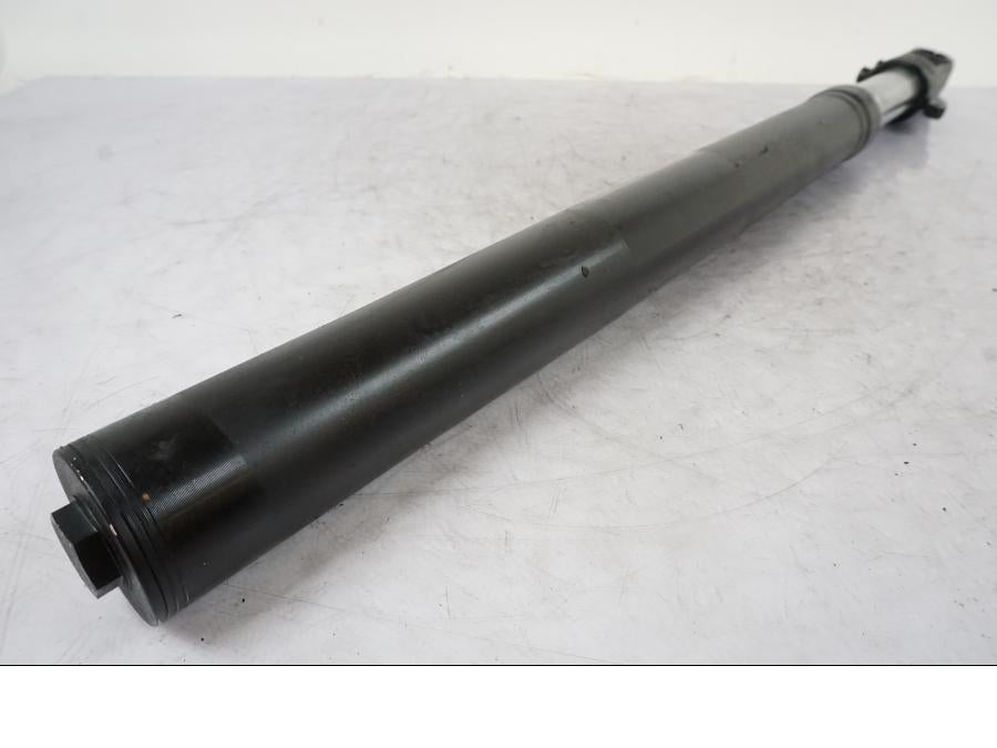 Vänster sida på Gaffelben från en KTM 690 Duke -2014 motorcykel.