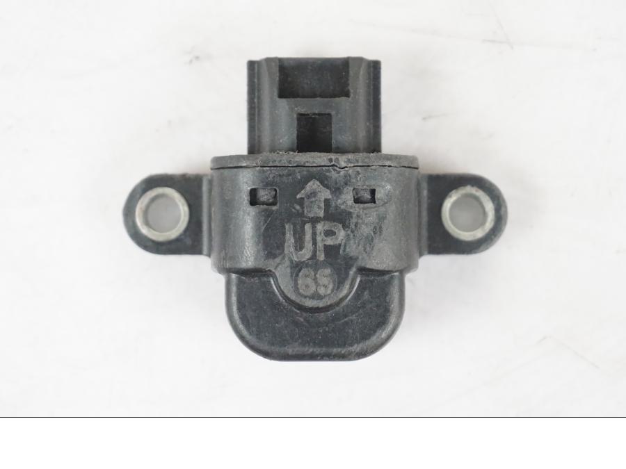 Framsidan på Tilt Sensor från en Kawasaki ZX-6R -2011 motorcykel.