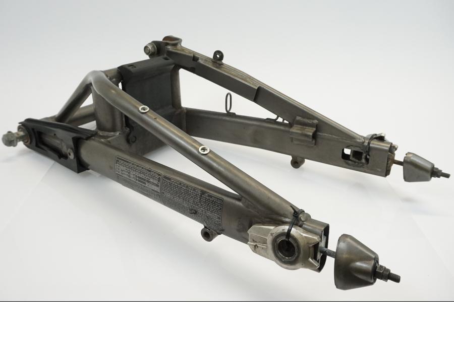 Baksidan på Sving från en Kawasaki ER-6N -2009 motorcykel.