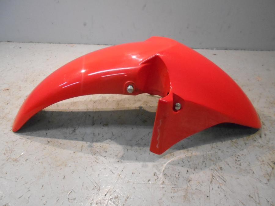 Baksidan på Framskärm från en Honda CBR 125 R -2007 motorcykel.