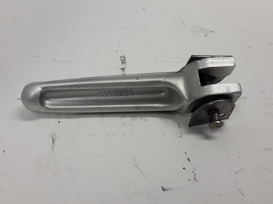 Baksidan på Fotpinne från en Ducati 750 SS -2000 motorcykel.