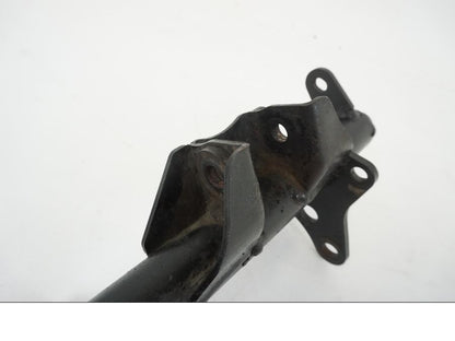 Vänster sida på Sidostödsfäste från en Honda XL 1000 V -2008 motorcykel.