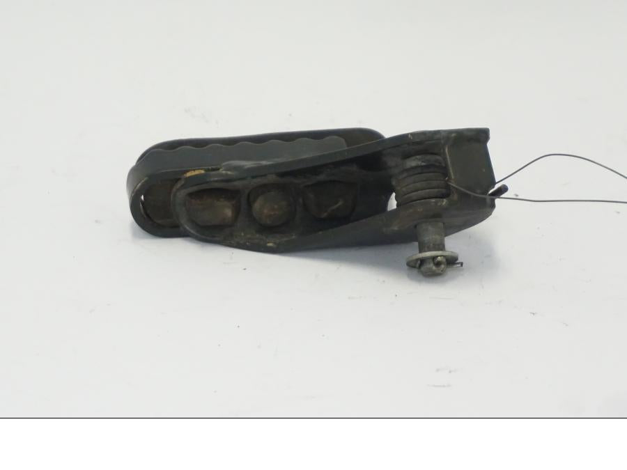 Baksidan på Fotpinne från en BMW G 650 GS -2011 motorcykel.