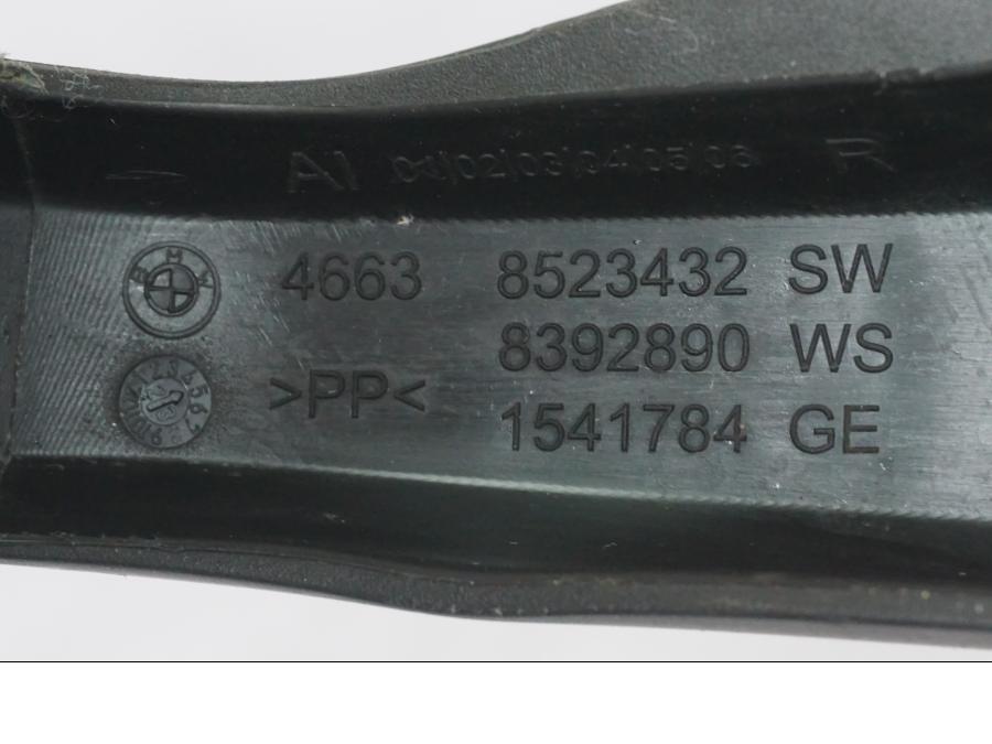 Extrabild3 på Handskydd från en BMW R 1250 GSA -2024 motorcykel.