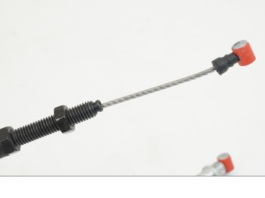 Höger sida på Kopplingsvajer från en Triumph Speed Triple -2021 motorcykel.